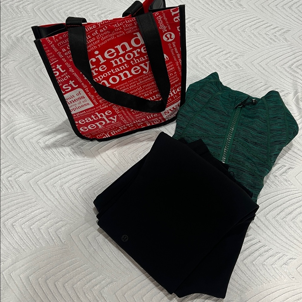 Lululemon Set: Define Jacket Sz 6, Black Capris Sz 4 & Shopping Bag
